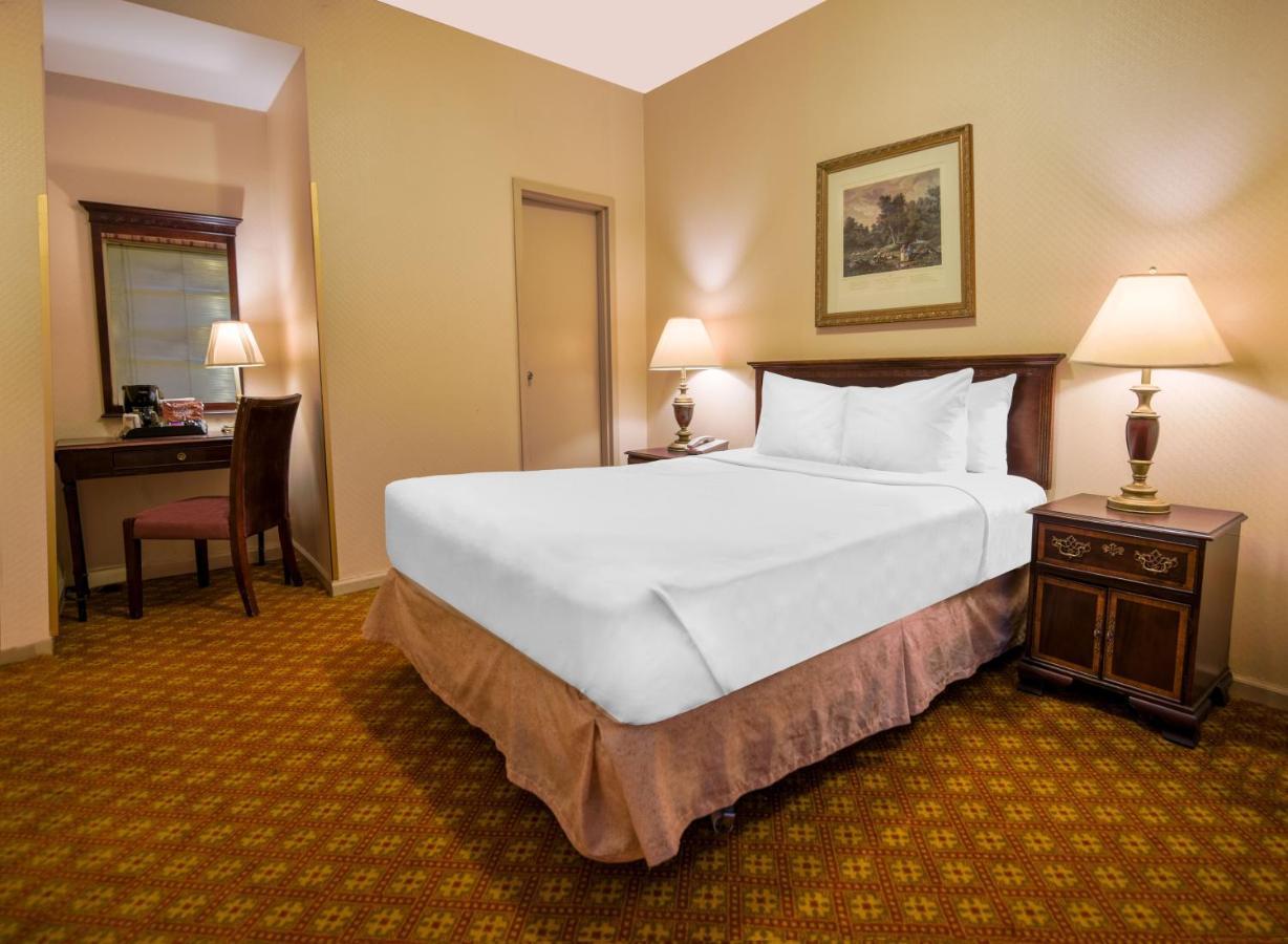 Bronze, 1 Full Bed,1729995223:JPEG