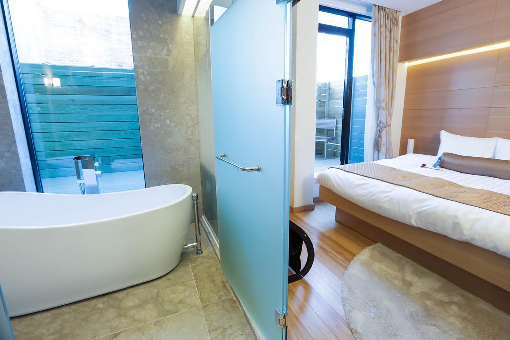 King Room with Spa Bath,1656203462:JPEG