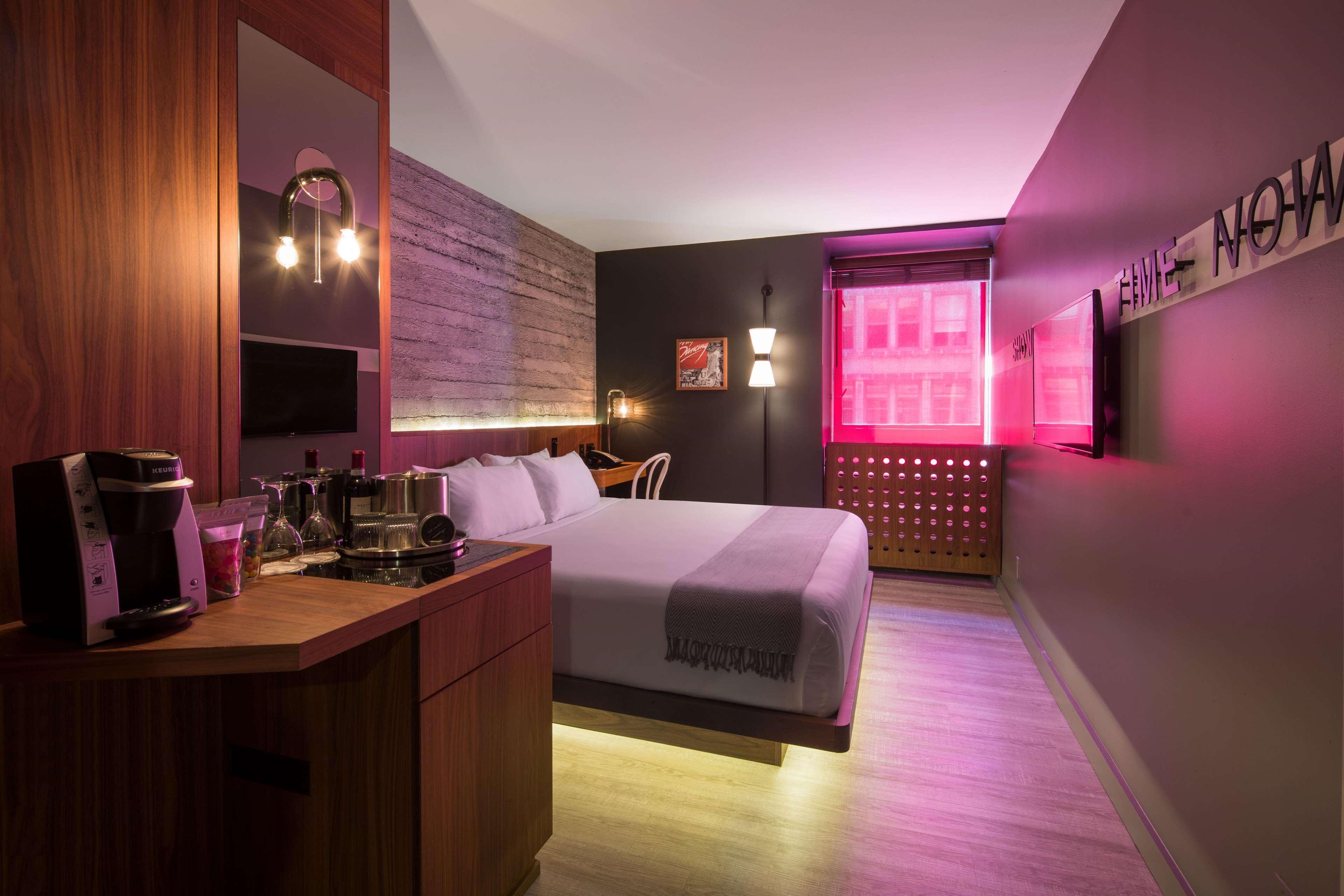 Deluxe King Room,1275845245:JPEG