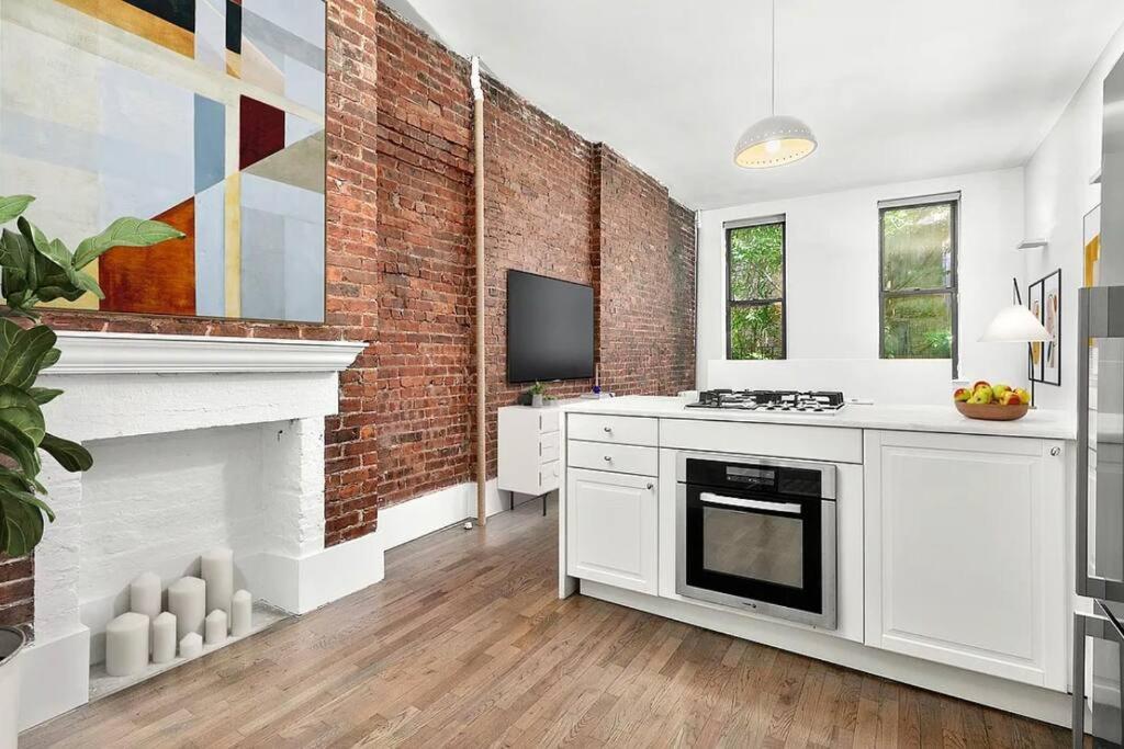 Three-Bedroom Apartment,1357879808:JPEG