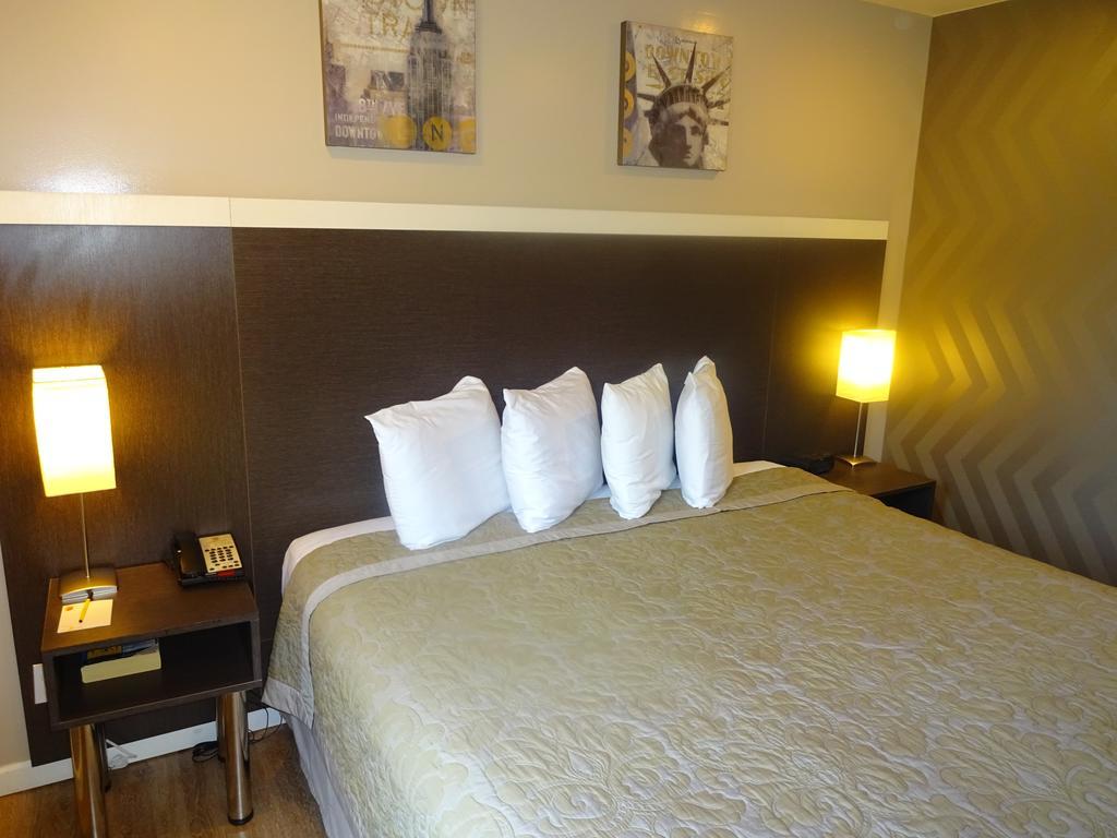 Quarto com Cama King-size - Não Fumantes