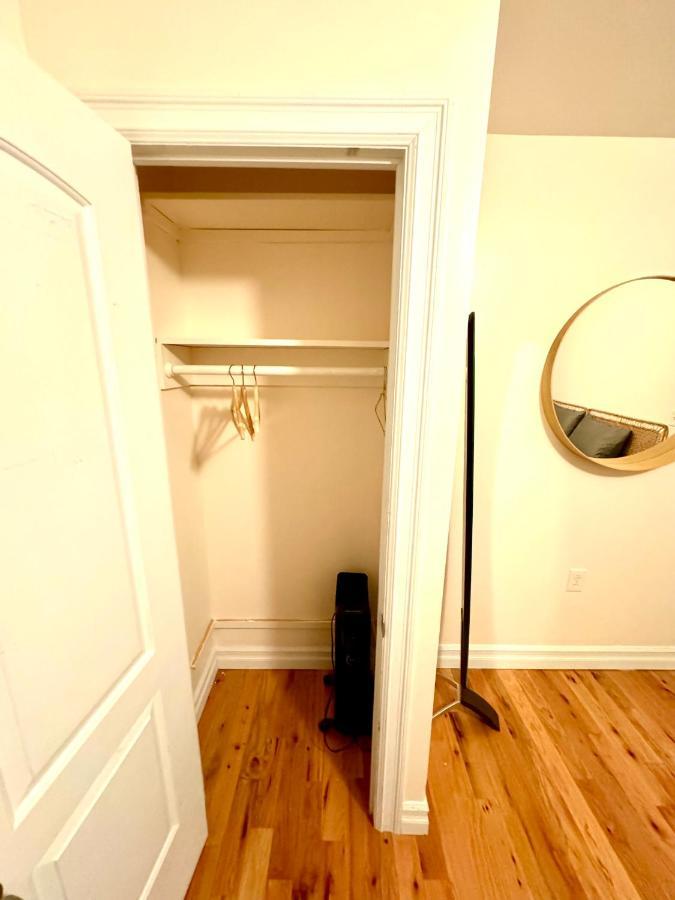 Deluxe Queen Suite