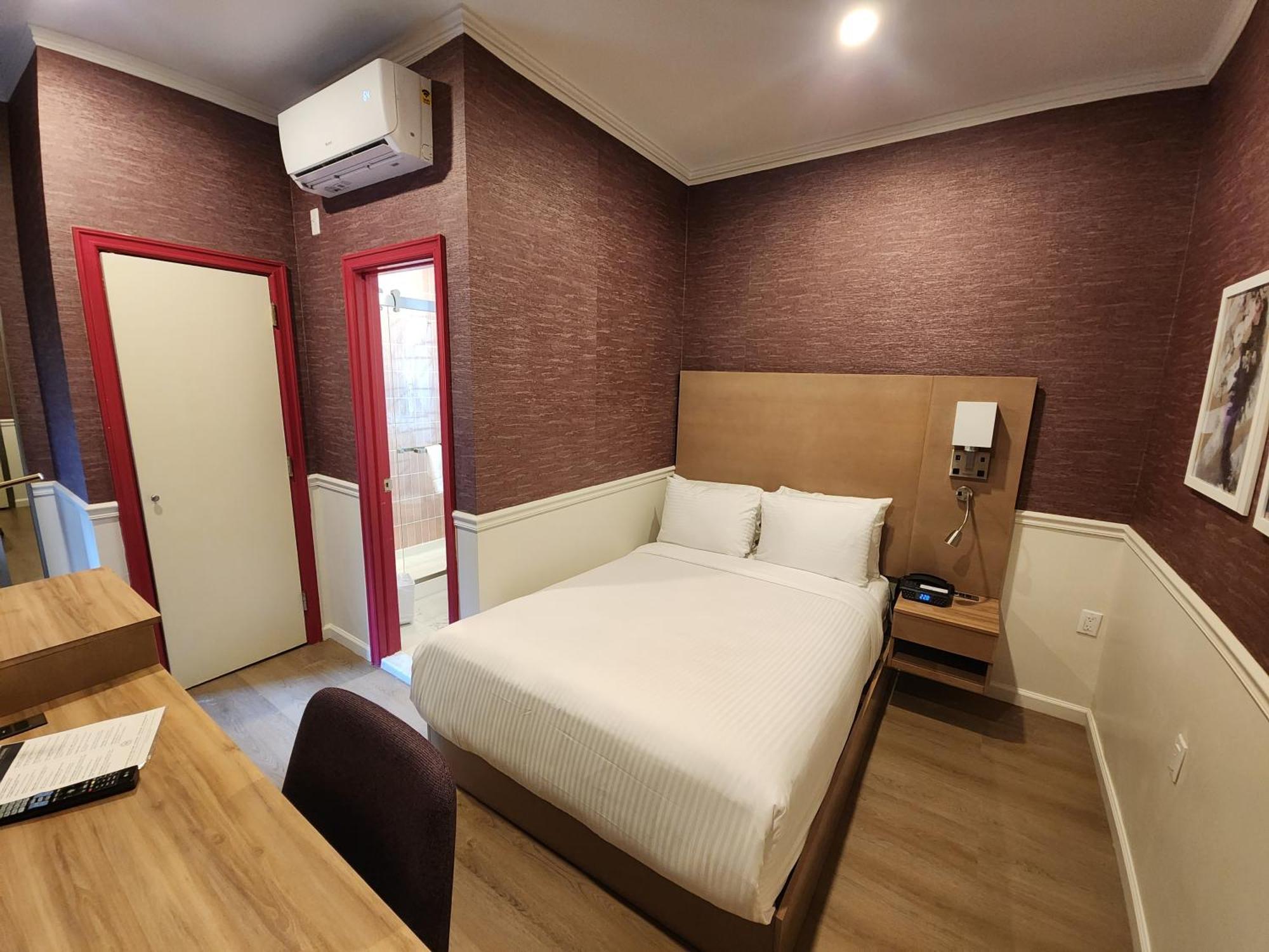 Standard Room with City View
