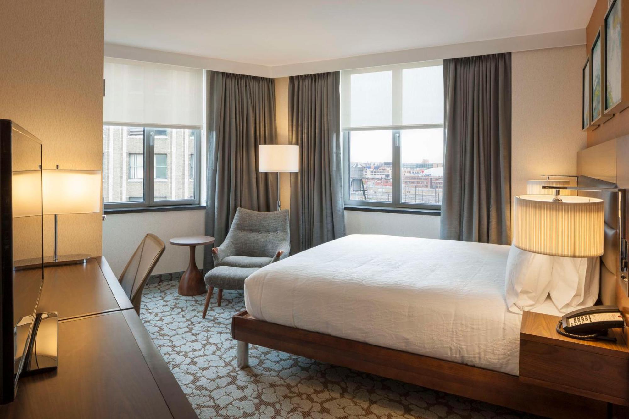 King Room,1551979393:JPEG
