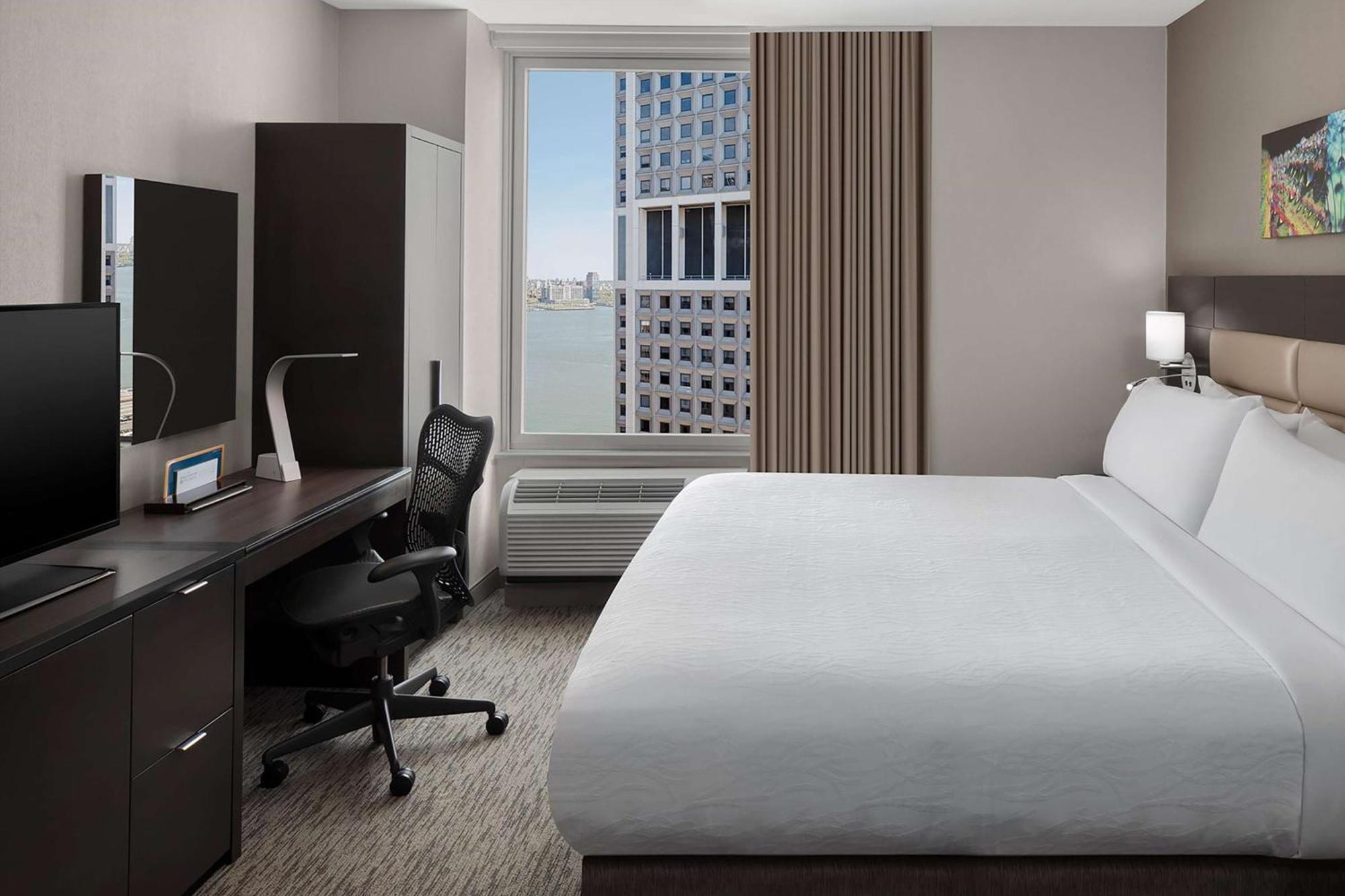 King Room,1595437664:JPEG
