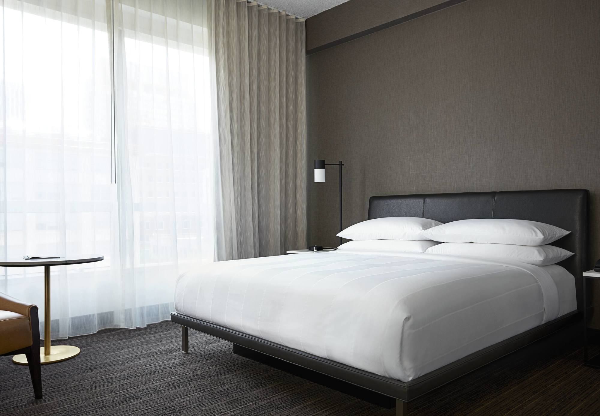 One-Bedroom King Suite,425628411:JPEG