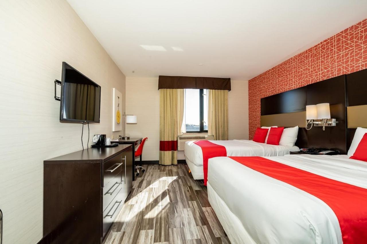 Double Room Two Double Beds Non-Smoking
