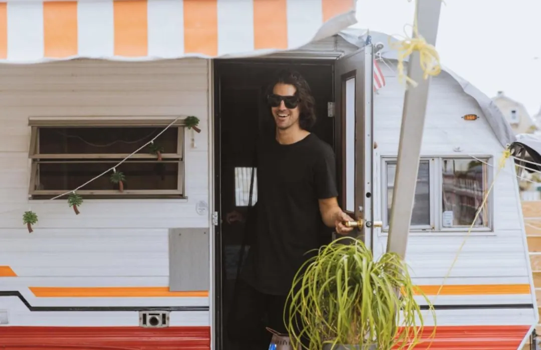 80S Surf Camper In Rockaway Beach-1