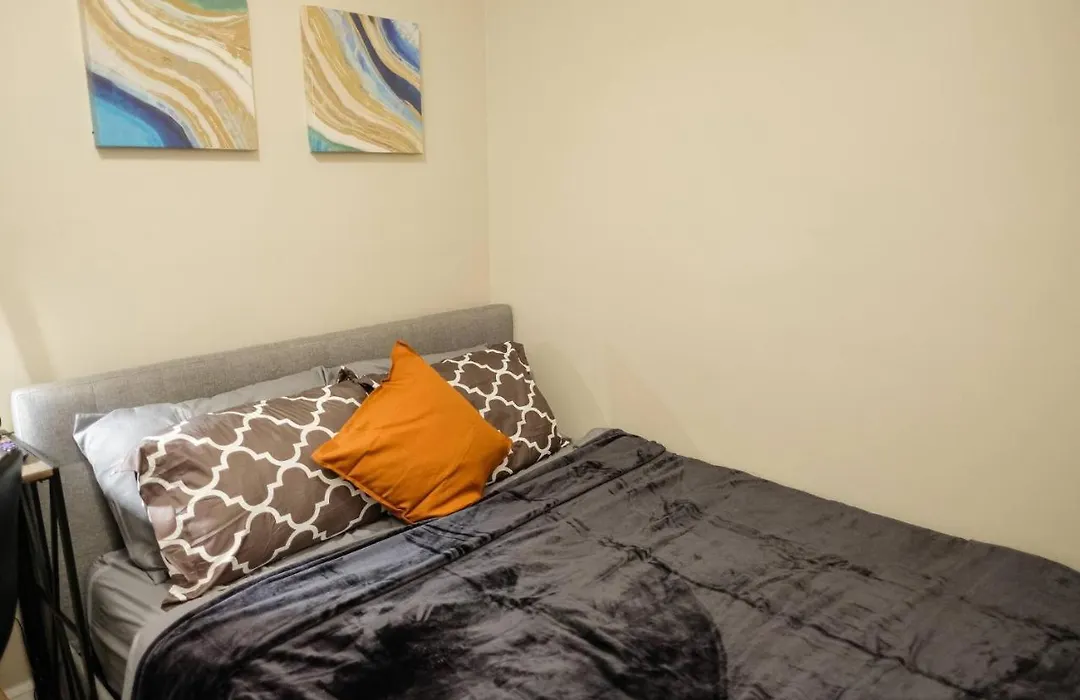 Spacious 4Br2Ba Apt Wprivate Outdoor Space Uws-1
