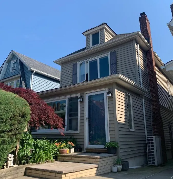 Separate Big Room Near Jfk And Laguardia Airport-1