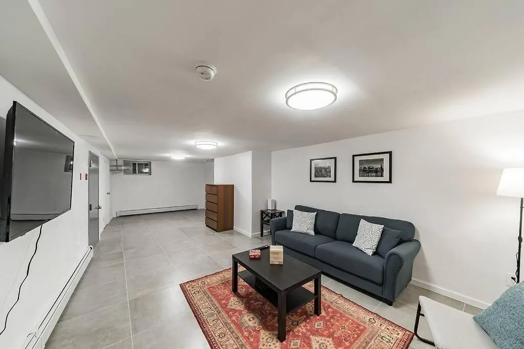 Modern & Cozy Duplex Apt Near Manhattan With Park Views-1