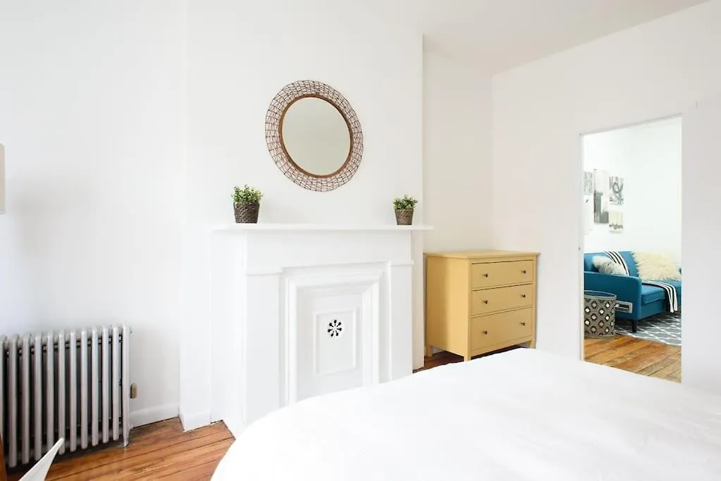 1571-5S New 2Br Prime Upper East Apt W&D-1