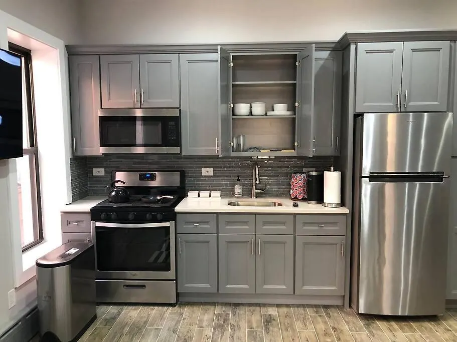 Beautiful 3 Bedrooms-1