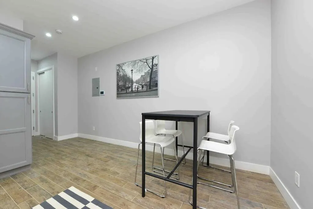 Apartment In New York-1