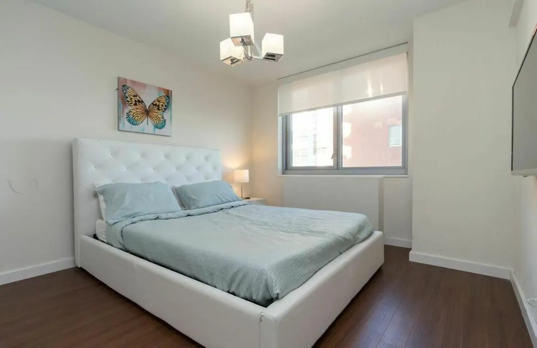 Amazing 3Br At Midtown East-1