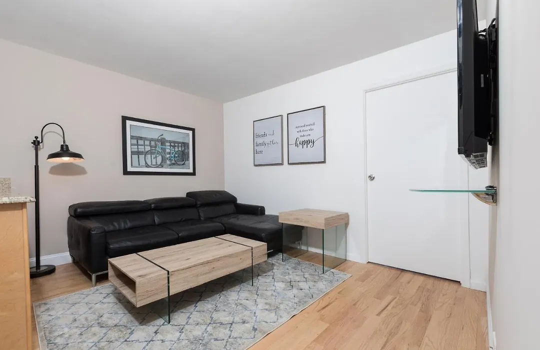 Awesome 2 Bedroom Apartment In Nyc-1