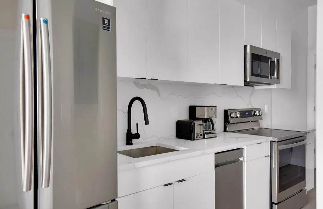 Uws 1Br W Elevator Wd Nr Central Park Nyc-857-1