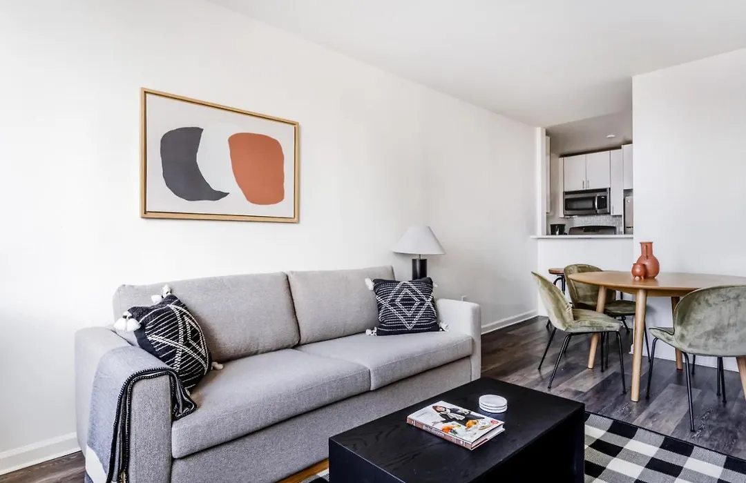 Midtown West 2Br W Doorman Gym Wd Nr Times Sq Nyc-1067-1