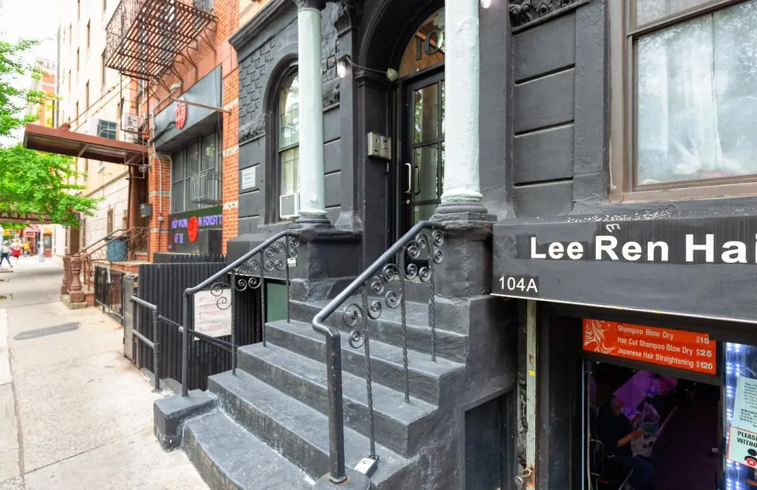 Classic Les 1Br W Wd Nr Bd Train Nyc-870-1