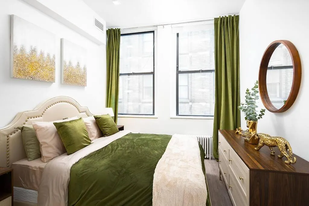 Cozy Two-Bedroom Apartment In Financial District-1
