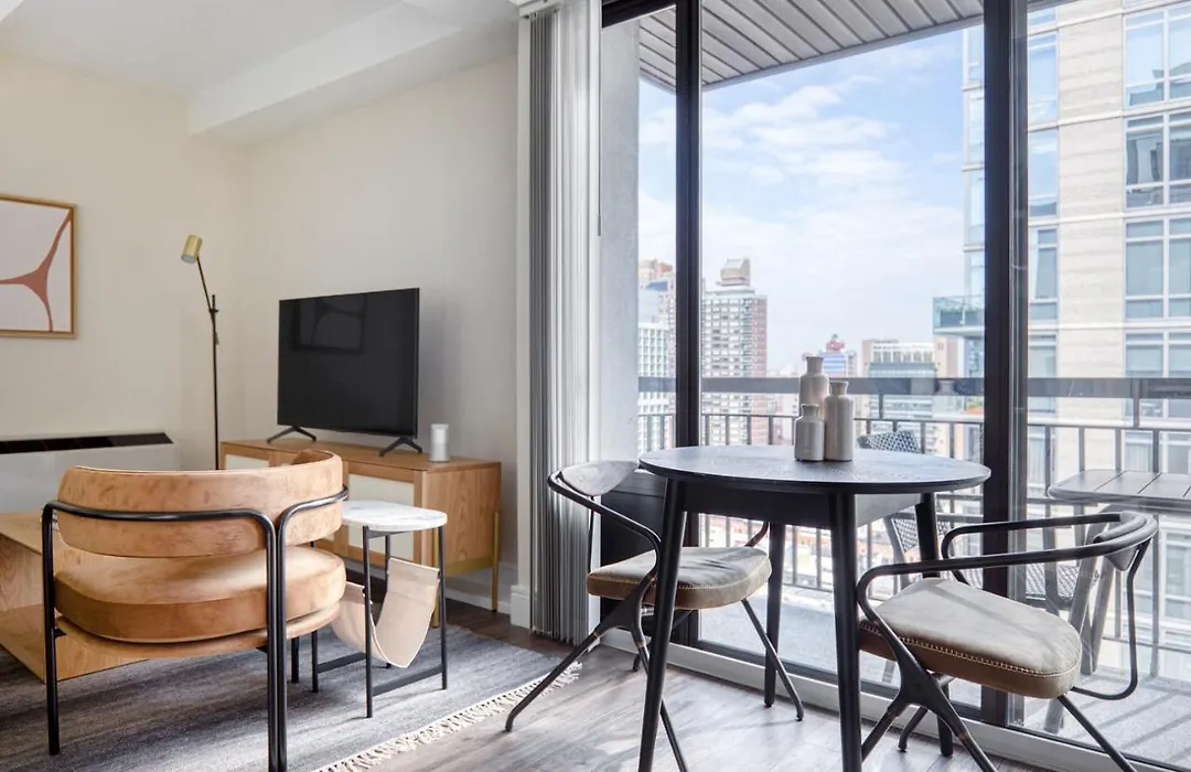 Ues 1Br W Gym Doorman Nr Carl Schurz Park Nyc-653-1
