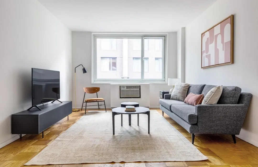 Midtown 1Br W Gym Doorman Nr Central Park Nyc-510-1