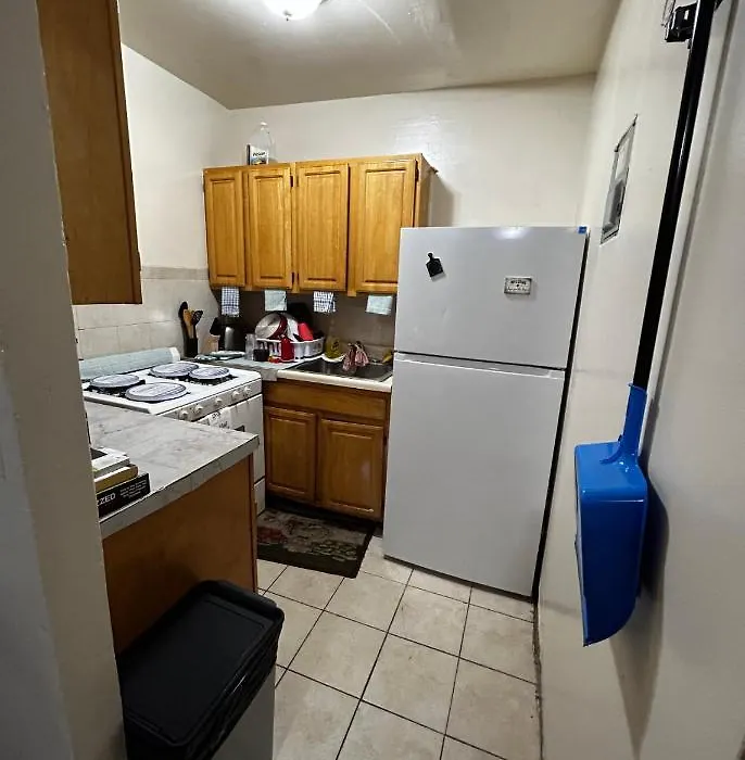 Lovely 2Bd 1Br Apt-1