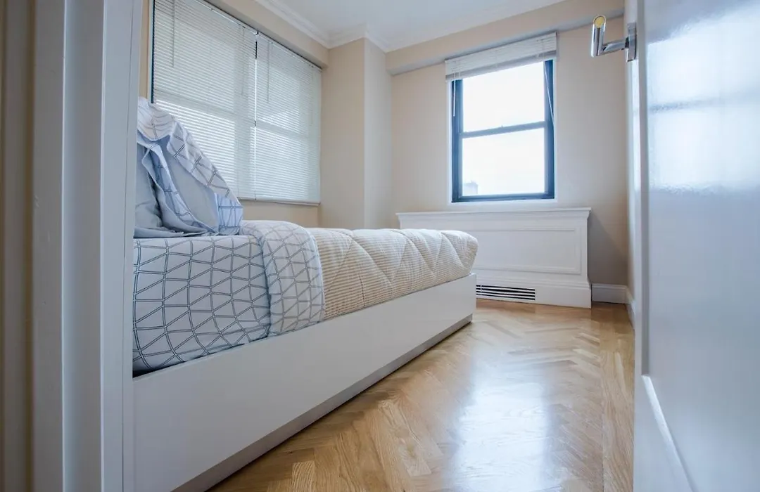 Three Bd Two Ba At Upper East Side-1
