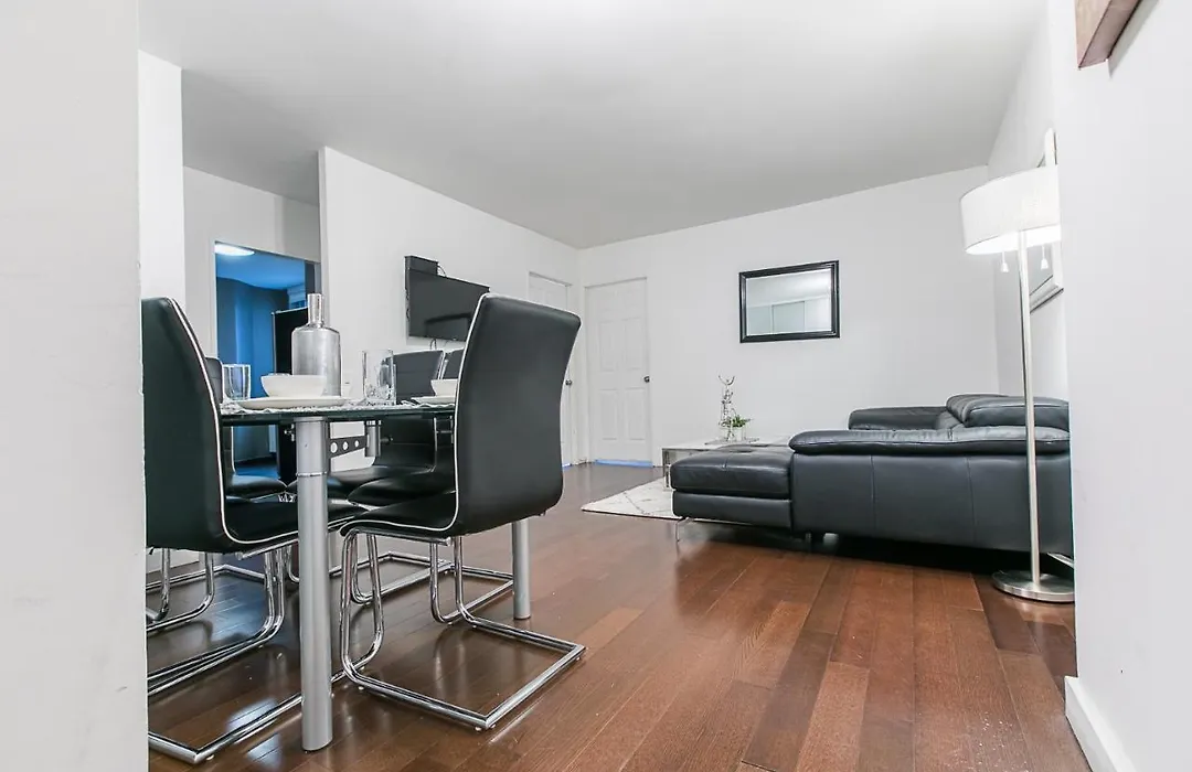 3 Bedroom With Splendid River Views-1