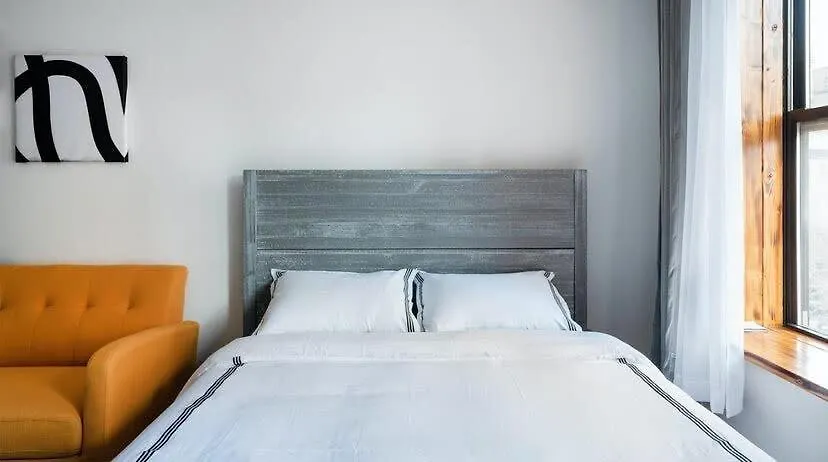 1597-11 Studio - Upper East Side Apt W&D-1