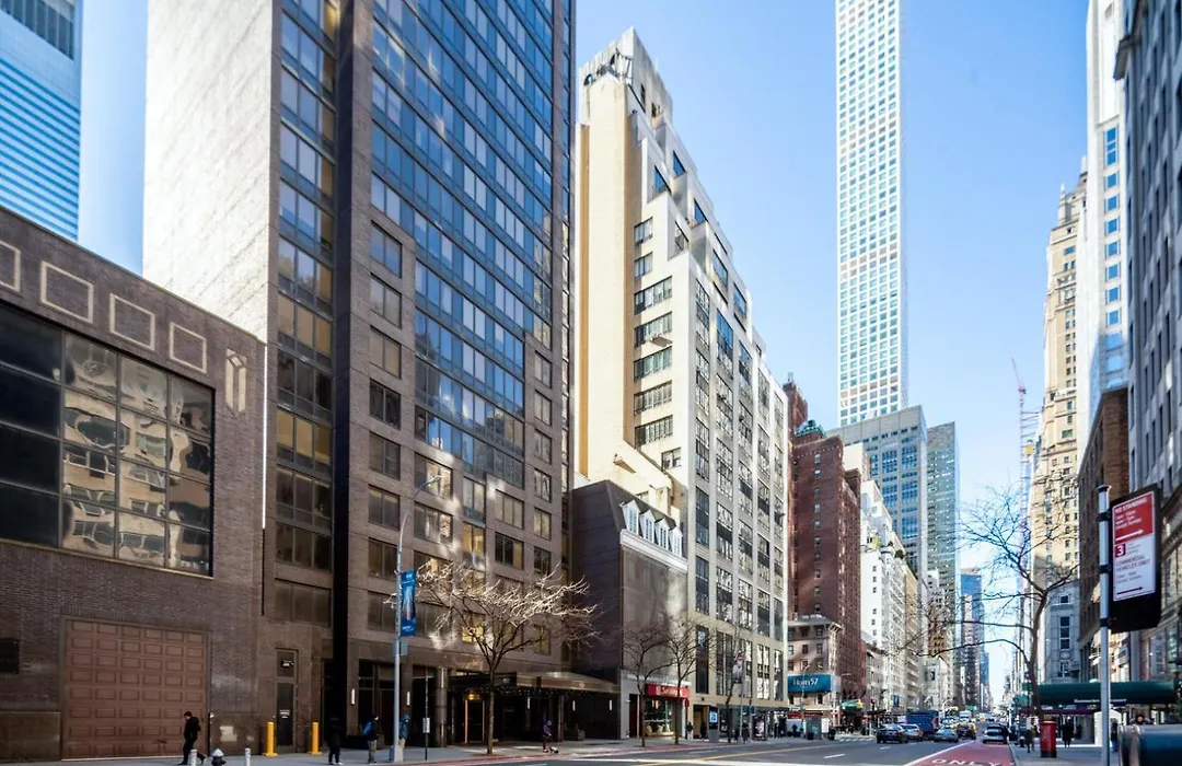Sutton Place 1Br W Pool Gym Nr Central Park Nyc-466-1