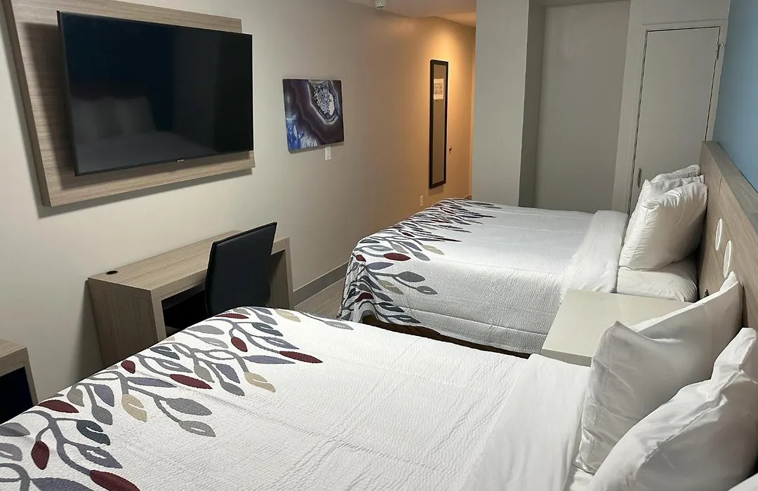 Red Roof Inn Plus Brooklyn - Flatbush Ave-1
