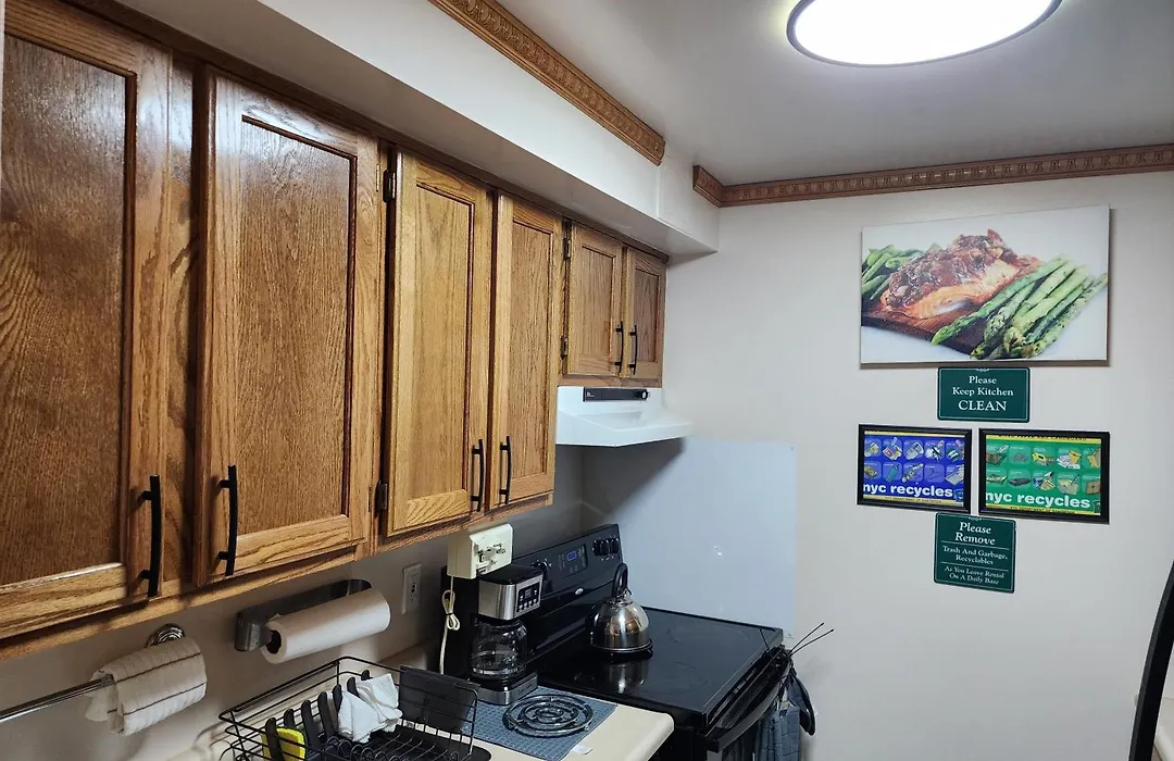 Two Bedrooms Apartment Manage And Supervise By Host Endless Features Amenities Dishwasher Washer Dryer Best Wifi Internet Services By Verizon Fios 960 Upload 960 Download Bi Monthly Free Housekeeping Services Huge 10000 Square Footage-1