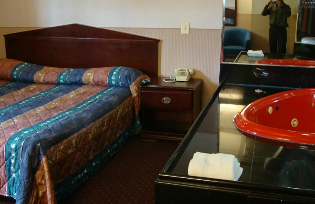 Riviera Motor Inn Brooklyn-1