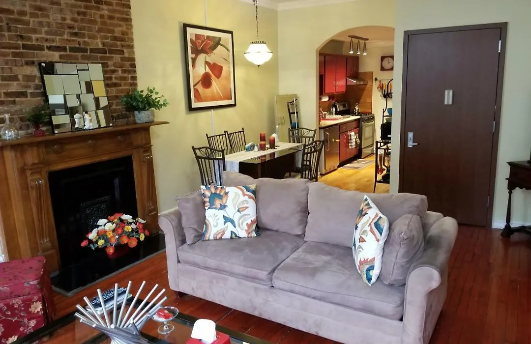 Spacious Fully Furnished Harlem Apartment Near Morningside Park-1