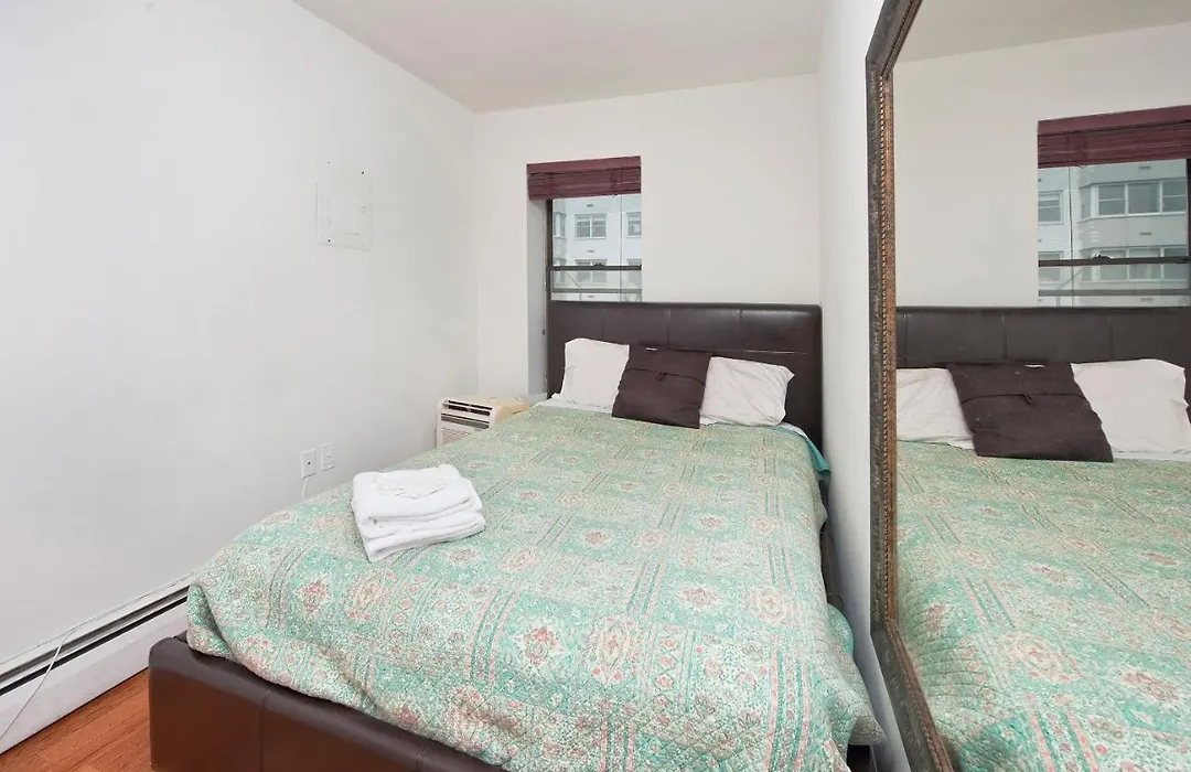 Midtown East Furnished Apartment-1