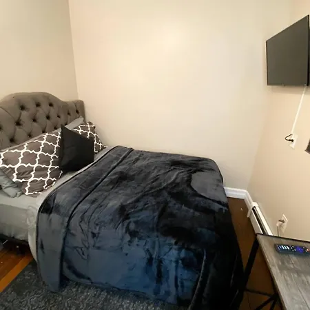 Spacious 4Br2Ba Apt Wprivate Outdoor Space Uws-2