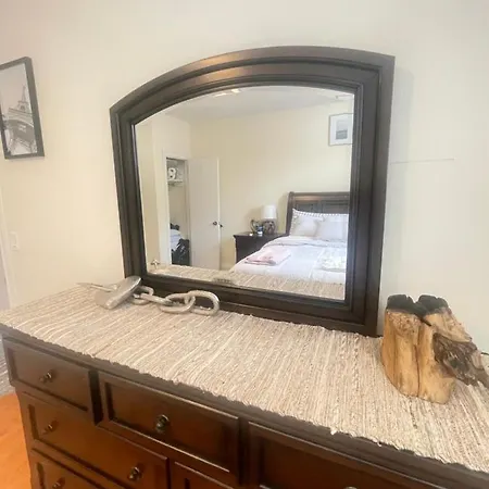 Nice 2 Bedroom In Bushwick,Brooklyn/20 Min To City-3