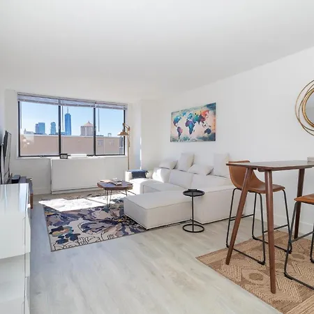 Luxury Designer Greenwich Village 1Br Heaven!! Beautiful Panoramic City Views!-2