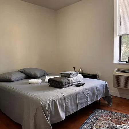 Lovely 2-Bedroom Condo In Brooklyn W/Parking-3