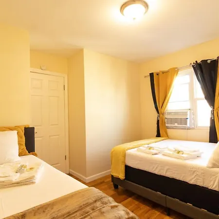 Marvelous Queen Size And Twin Bed For 3 In Elmhurst Ny-3