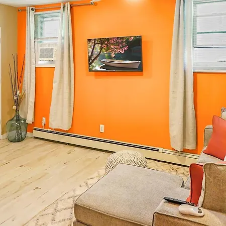 The Cozy Corner Suite* *Fast Wifi* *278 Mbps* *30 Min To Nyc-3