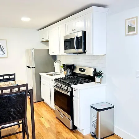 Modern Studio For Longer Stays-2