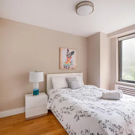 Unique 2Bd At Columbus Avenue-2
