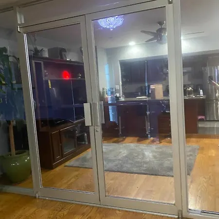 Double-Mirrored Glass Room In Queens-3