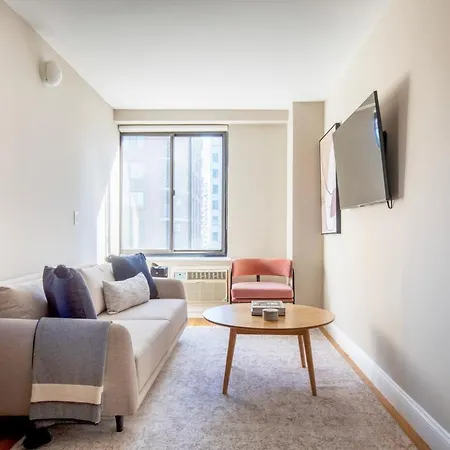 Uws 3Br W Elevator Doorman Gym Nr Central Park Nyc-1002-2