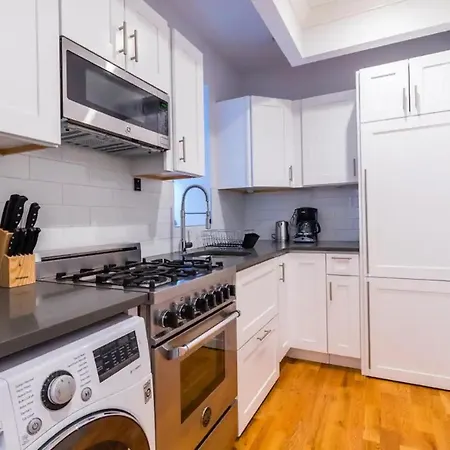 Stunning 3 Bedroom In Nyc-2
