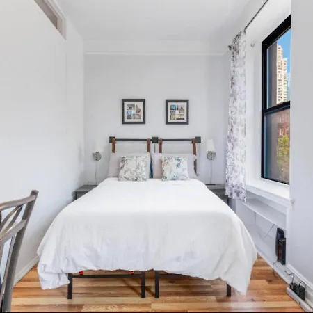 Exotic 2Br At Midtown West-2