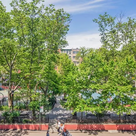 Sunlit Les 1Br W Wd Nr Bd Train Nyc-865-2