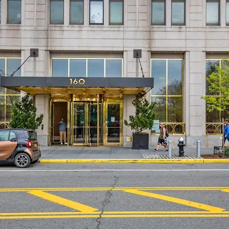 Uws 1Br W Gym Doorman Nr Julliard Nyc-832-3